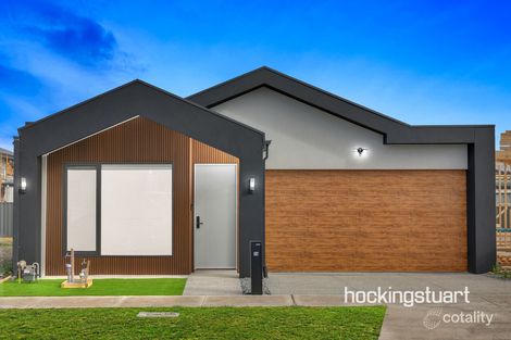 Property photo of 14 Playles Way Wollert VIC 3750