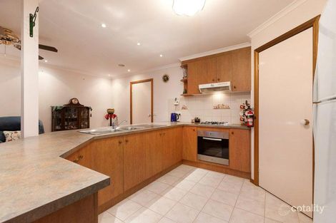 Property photo of 1 Bree Court Berwick VIC 3806