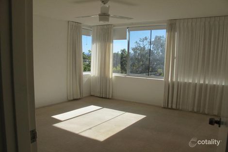 Property photo of 2/32 Kirkland Avenue Coorparoo QLD 4151