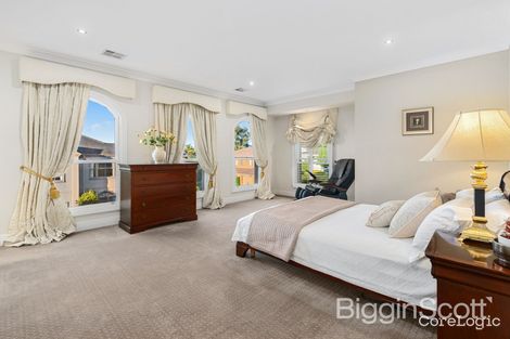 Property photo of 16 Forest Place Templestowe VIC 3106