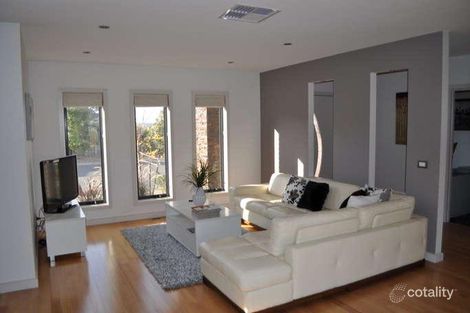 Property photo of 28 Dickson Street Bacchus Marsh VIC 3340