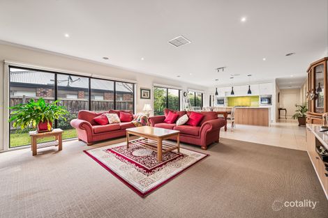 Property photo of 21 Lindrum Outlook Tarneit VIC 3029