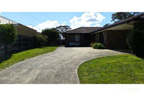 Property photo of 11 Faygate Court Frankston VIC 3199