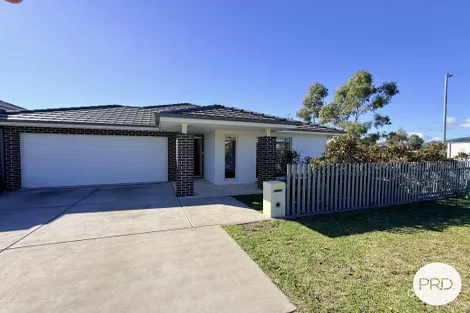 90 Mary St, Googong, NSW 2620