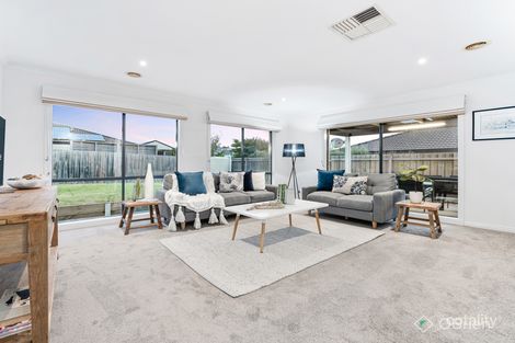 Property photo of 7 Amethyst Close Skye VIC 3977