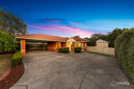 100 Eagle Dr, Pakenham, VIC 3810