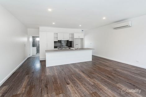 Property photo of 1/28 Winyard Drive Mooroolbark VIC 3138