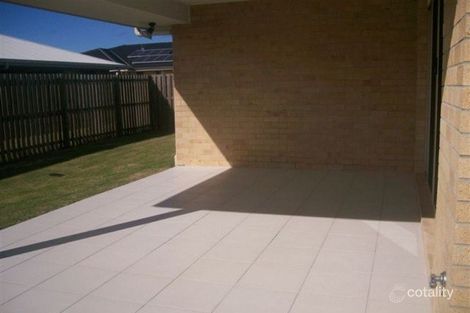 Property photo of 9 Santa Maria Avenue Urraween QLD 4655