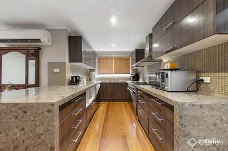 Property photo of 11 Deed Drive Pakenham VIC 3810