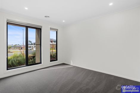 Property photo of 25 Beaconsfield Court Somerville VIC 3912