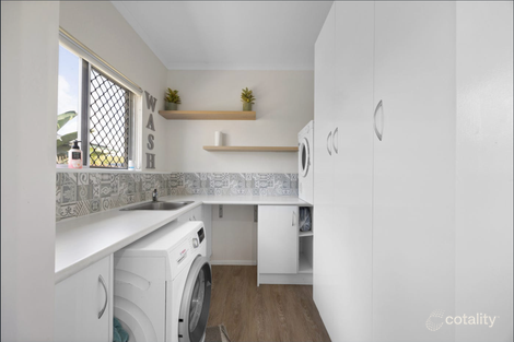 Property photo of 18 Coral Drive Blacks Beach QLD 4740