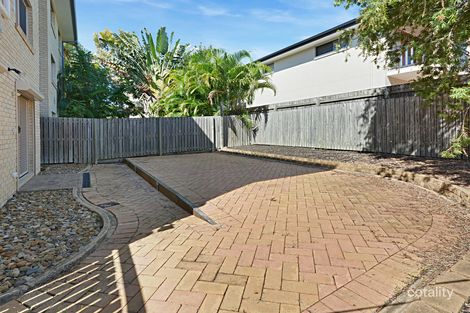 2/36 Kadumba St, Yeronga, QLD 4104