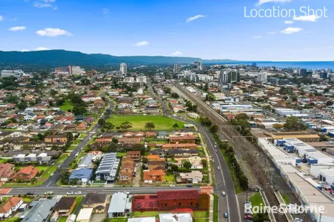 3/110-112 Gladstone Ave, Coniston, NSW 2500