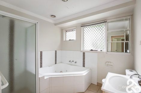 Property photo of 3 Buvelot Place Mill Park VIC 3082