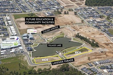 Property photo of 4 Lakeside Parade Jordan Springs NSW 2747