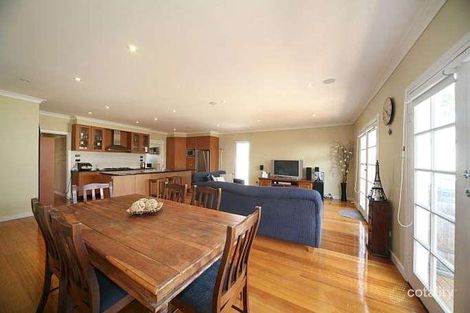 Property photo of 34 Lesden Street Bentleigh East VIC 3165