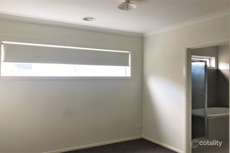 Property photo of 24 Blackledge Drive Cranbourne East VIC 3977