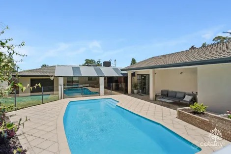 Property photo of 33 Shield Road Lesmurdie WA 6076