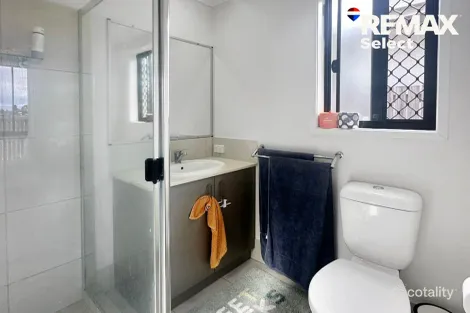 Property photo of 2/63 Superior Boulevard Andergrove QLD 4740