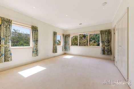 Property photo of 31 Athelstan Road Camberwell VIC 3124