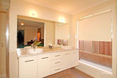 Property photo of 11 Wiregrass Court South Morang VIC 3752