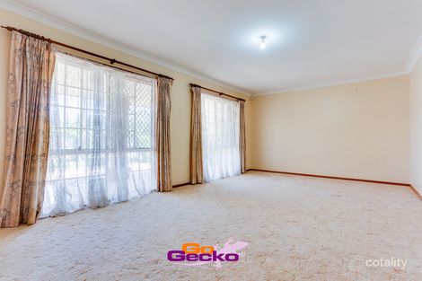 Property photo of 37 Lindfield Circuit Robertson QLD 4109