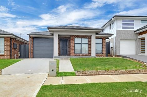 37 Fairbrother Ave, Denham Court, NSW 2565