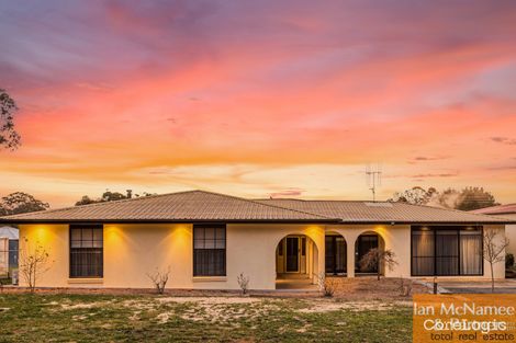 Property photo of 8 Proud Place Wamboin NSW 2620