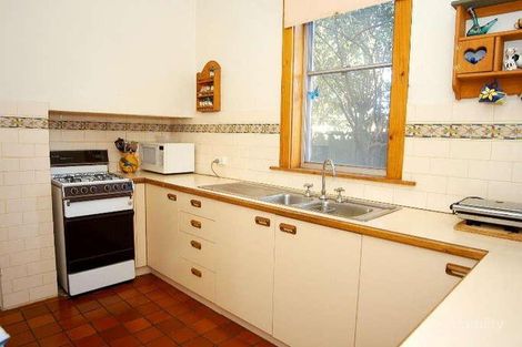 Property photo of 5 Elsie Grove Edithvale VIC 3196