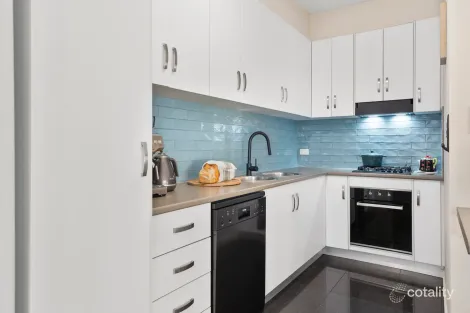 Property photo of 6 Hummock Lane Mawson Lakes SA 5095