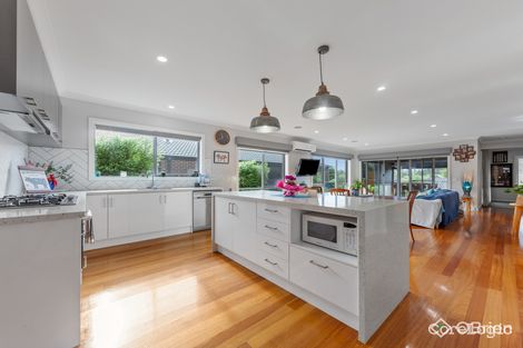 Property photo of 7 Saxon Road Drouin VIC 3818