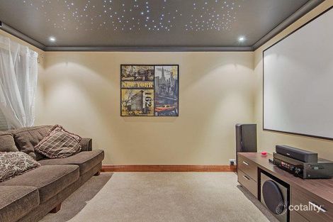 Property photo of 6 Galway Gardens Warnbro WA 6169