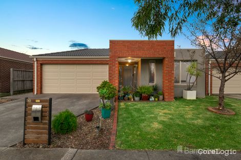 Property photo of 10 Melrose Street Pakenham VIC 3810