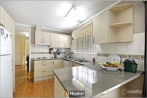 Property photo of 6 Mathison Place Macgregor ACT 2615