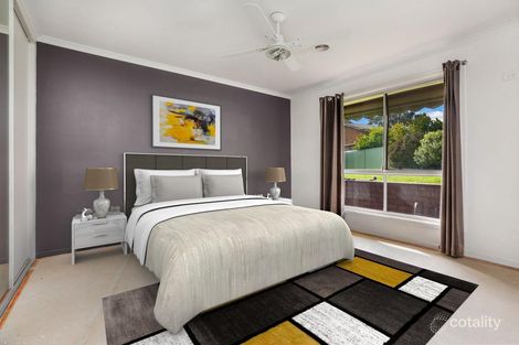 Property photo of 16 Parr Court Strathdale VIC 3550