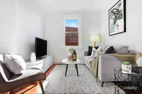 Property photo of 27 Woodbury Street Marrickville NSW 2204