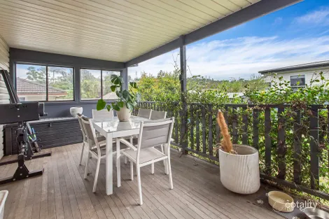 Property photo of 562 Northcliffe Drive Berkeley NSW 2506