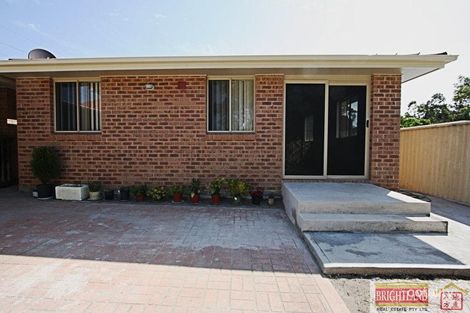 15 Landon St, Fairfield East, NSW 2165