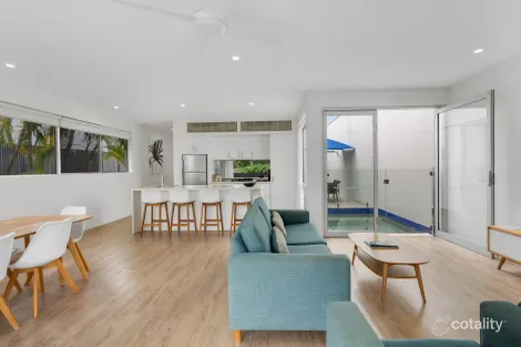 11/19-37 ST CRISPINS AVE, PORT DOUGLAS, QLD 4877