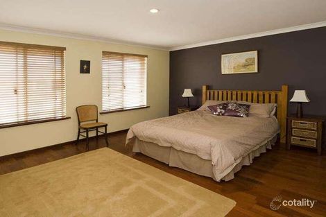 Property photo of 8 Keystone Loop Secret Harbour WA 6173