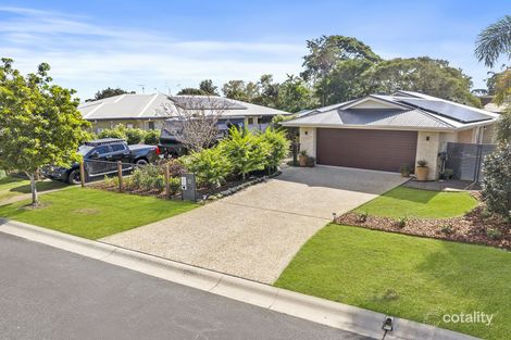 Property photo of 12 Sinclair Place Ningi QLD 4511