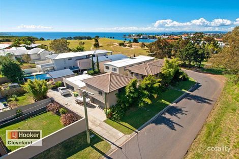 Property photo of 2 Raby Esplanade Ormiston QLD 4160