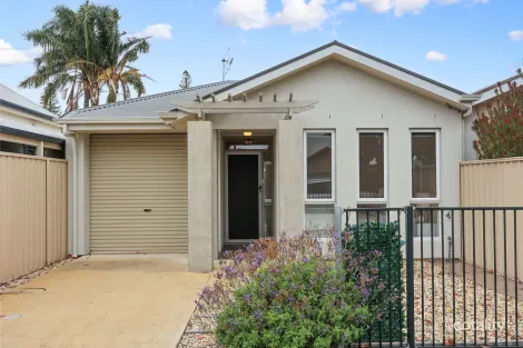 18 Sturt St, Victor Harbor, SA 5211