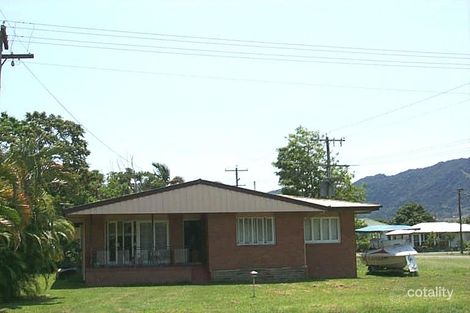 241 Buchan St, Westcourt, QLD 4870