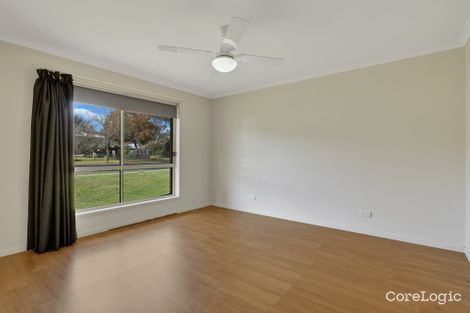 Property photo of 61 Jacaranda Street West Albury NSW 2640