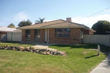 27 Chidzey Dr, Seville Grove, WA 6112