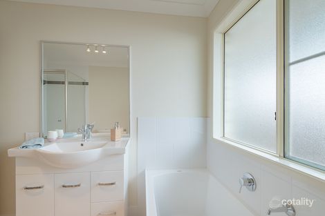 Property photo of 2/14 Opal Lane Cooroy QLD 4563