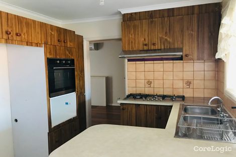 Property photo of 32 Darebin Drive Thomastown VIC 3074