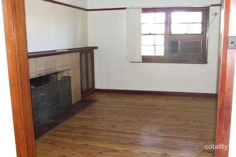 Property photo of 1 Ellengerah Street Narromine NSW 2821