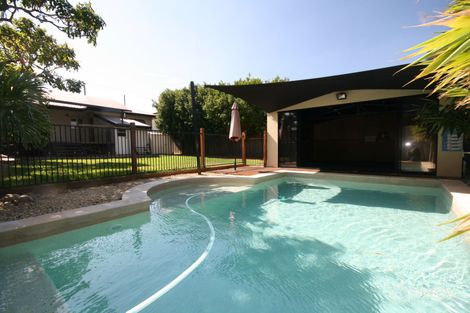 17 Rogers Rd, Clontarf, QLD 4019